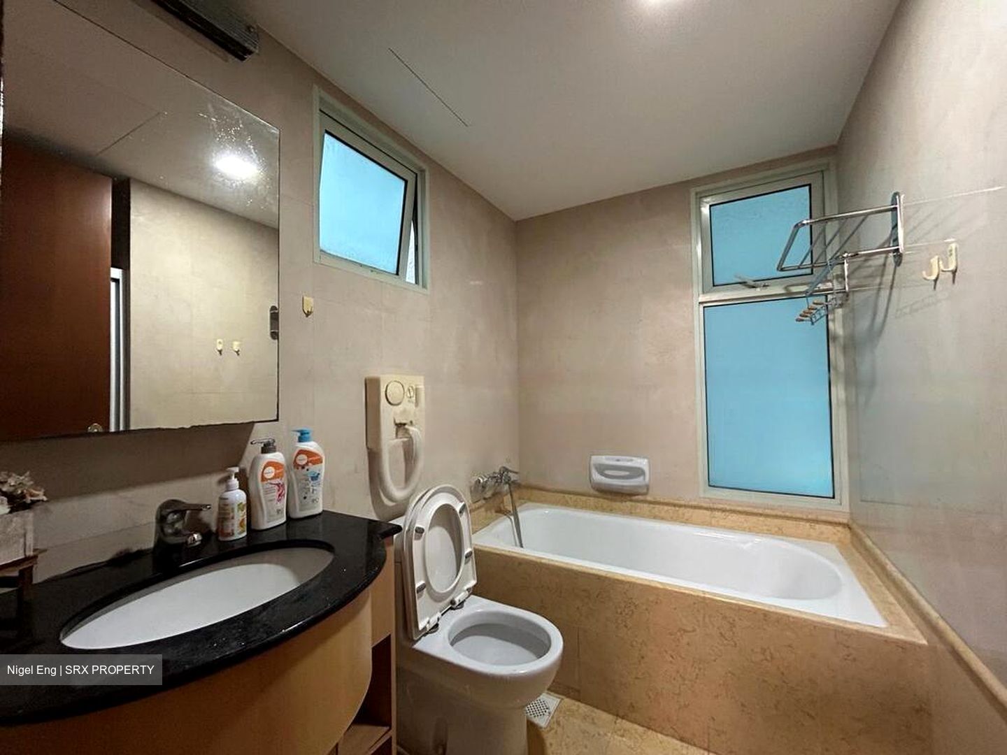 Queens (D3), Condominium #566752001